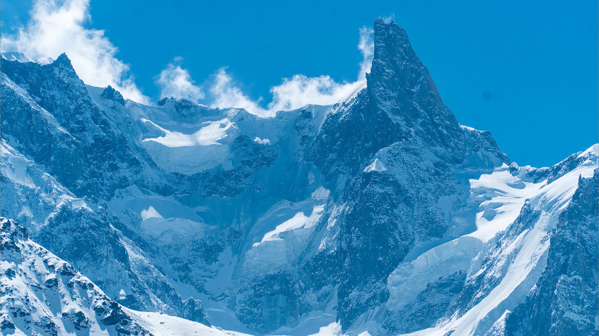 Dent de Géant Overview